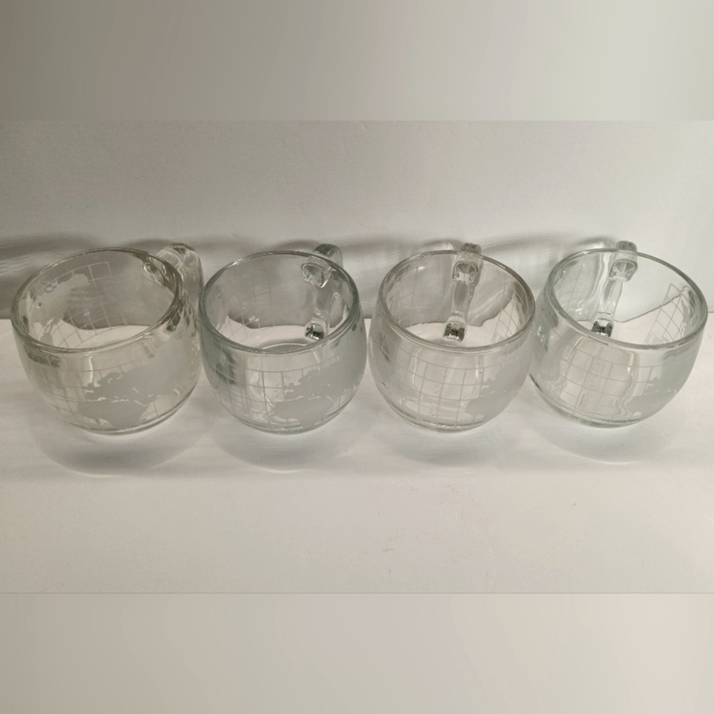 Vintage 1970s Nestle Nescafe World Globe Etched Clear Glass Coffee Mugs